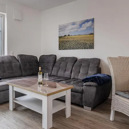 Wittmunder Strasse 24a 50237 Каролинензиль